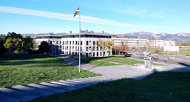 Instaladores de calefacción trabajando en salvatierra