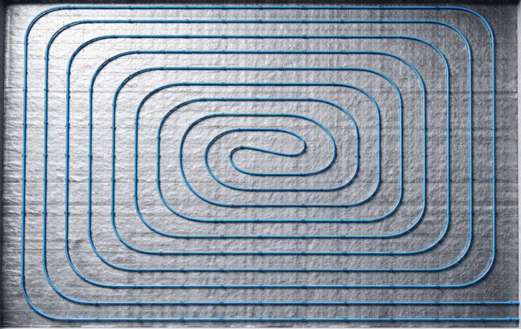 circuito de suelo radiante instalado en vivienda